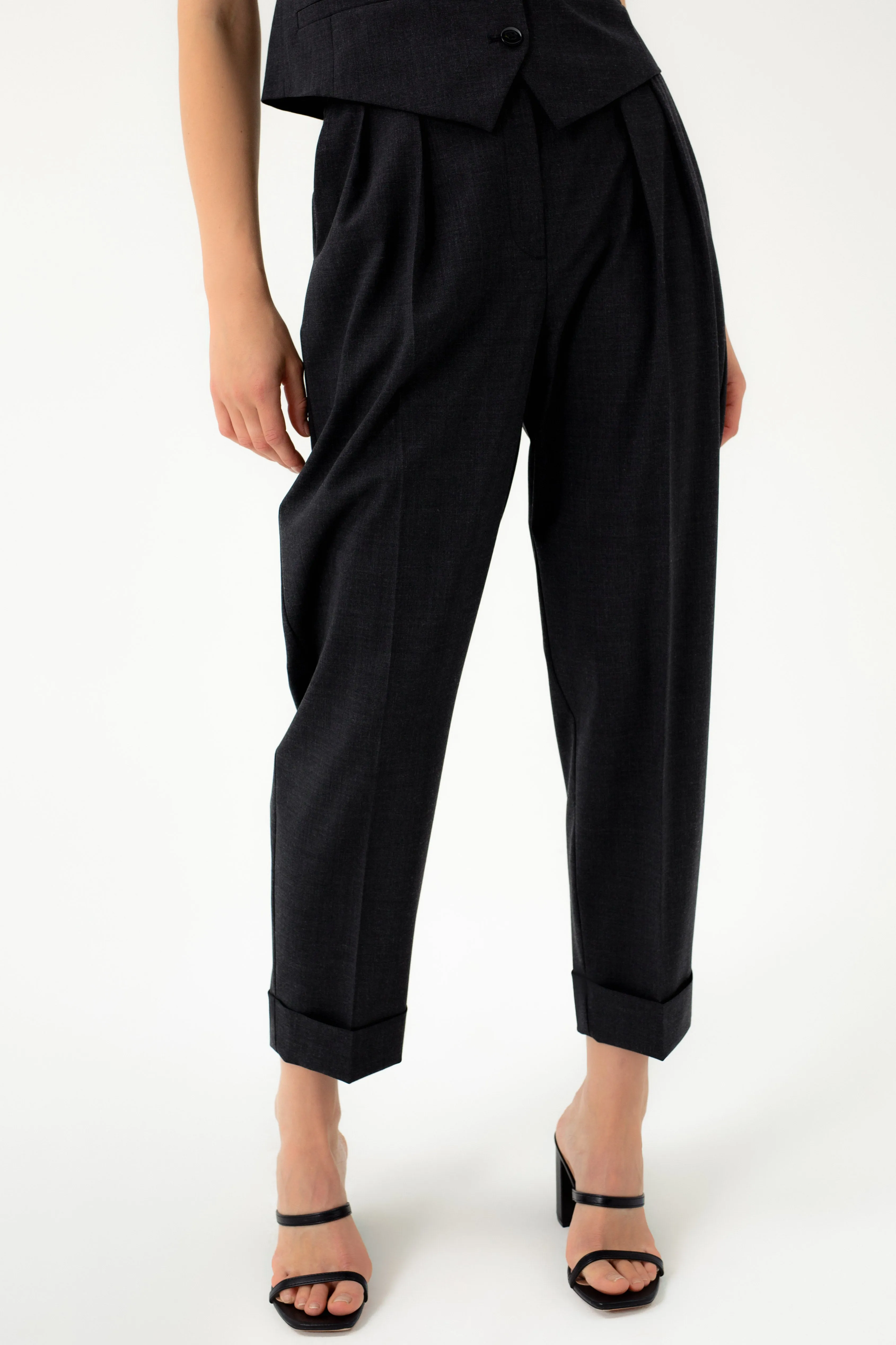 ANKLE LENGTH WOOL TROUSERS WITH TURN-UP HEMS