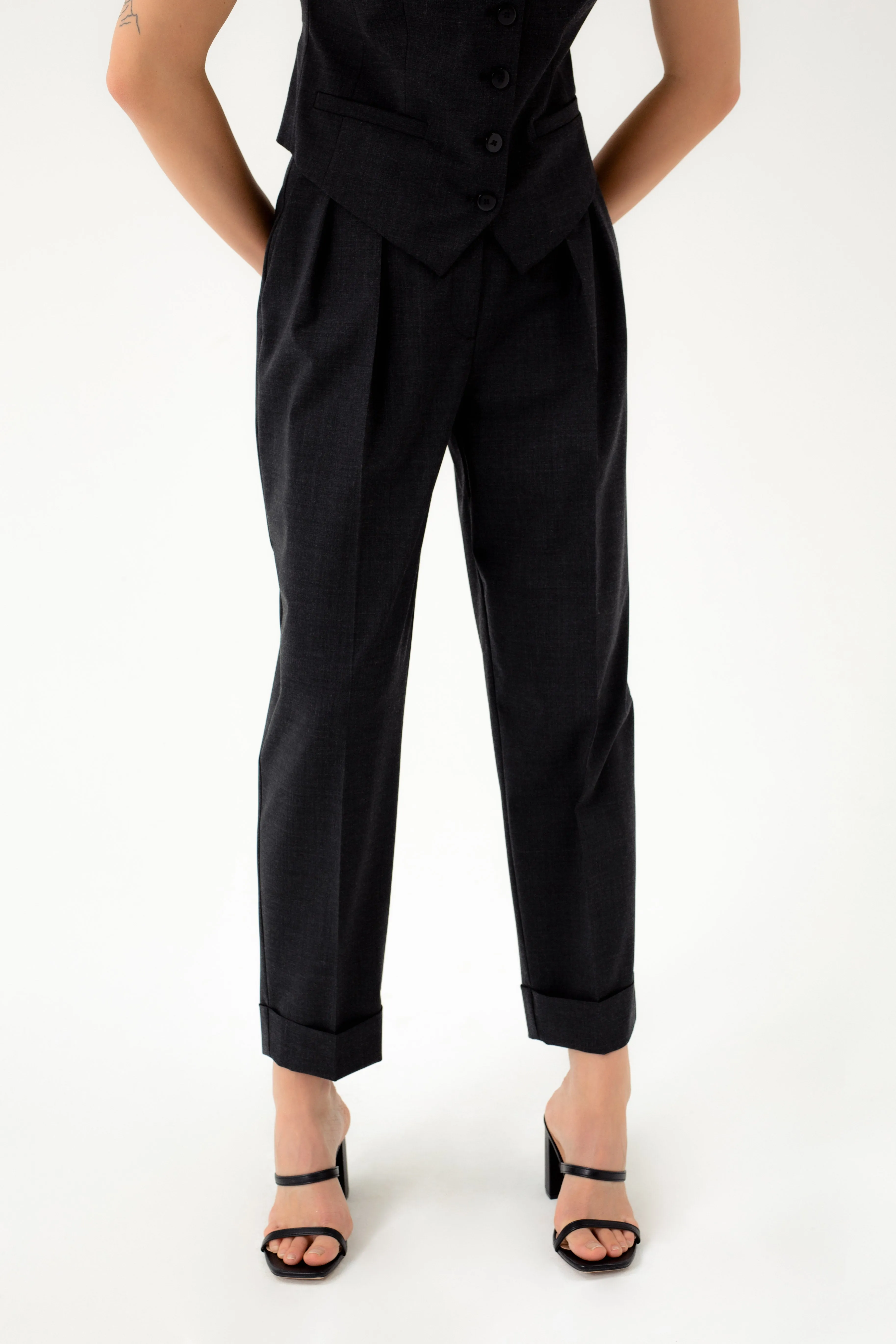 ANKLE LENGTH WOOL TROUSERS WITH TURN-UP HEMS