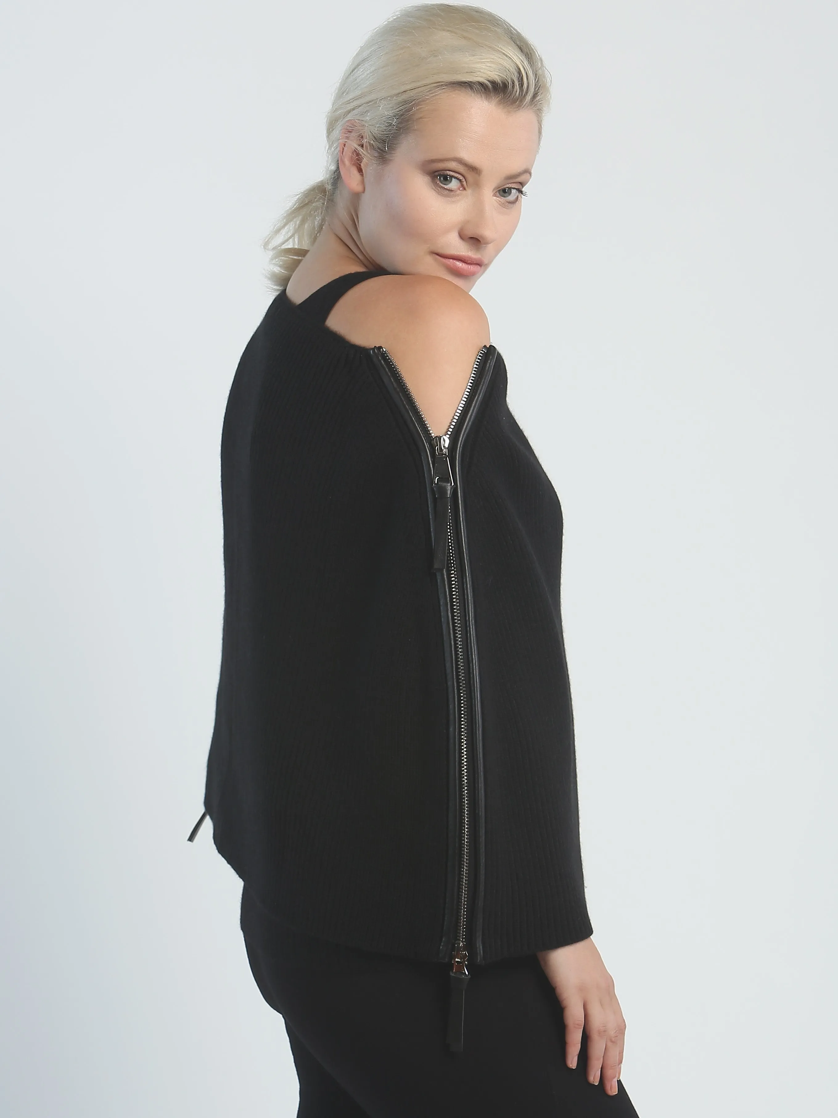 Leather Piping Zipped Crop Cape