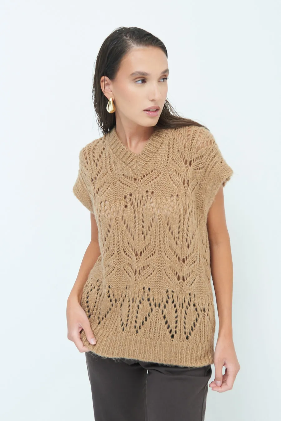 Open-knit sleeveless pullover vest wholesale