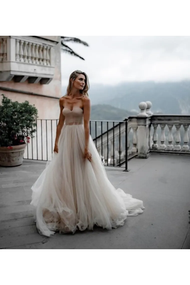 Pleated Tulle Bridal Dresses SweetHeart Neckline Minimalist Wedding Dresses