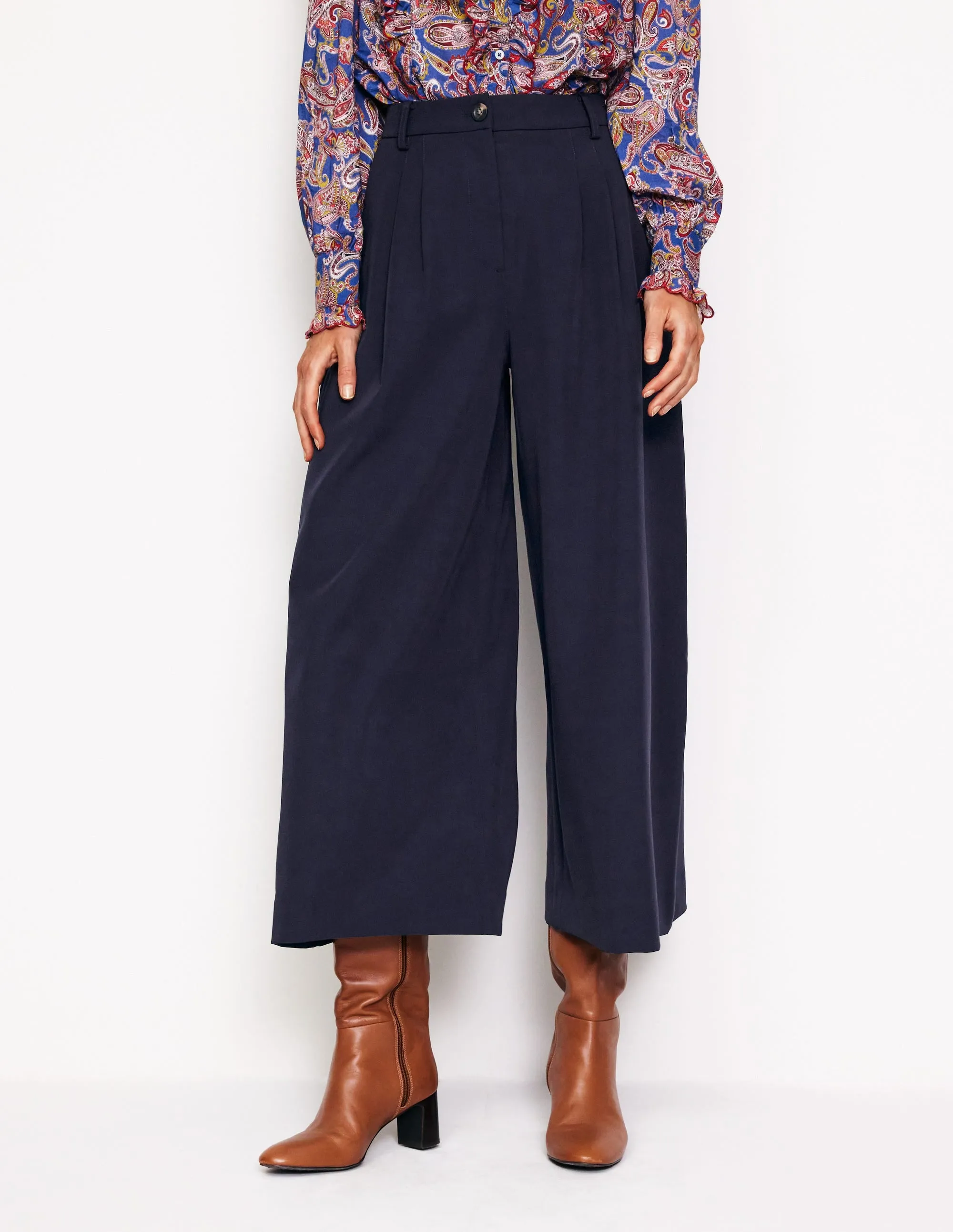 Tailored Cropped Trousers-Navy